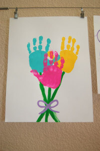 Handprint Bouquet, courtesy of Pinkie for Pink